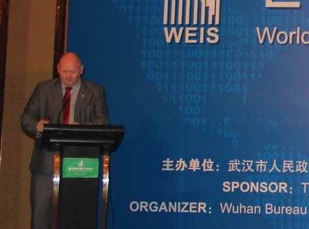 Weis 2013-47-01-Bang.JPG